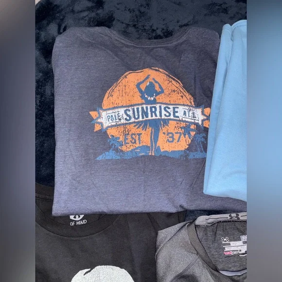 TSHIRT BUNDLE 💎💎 - Picture 6 of 8